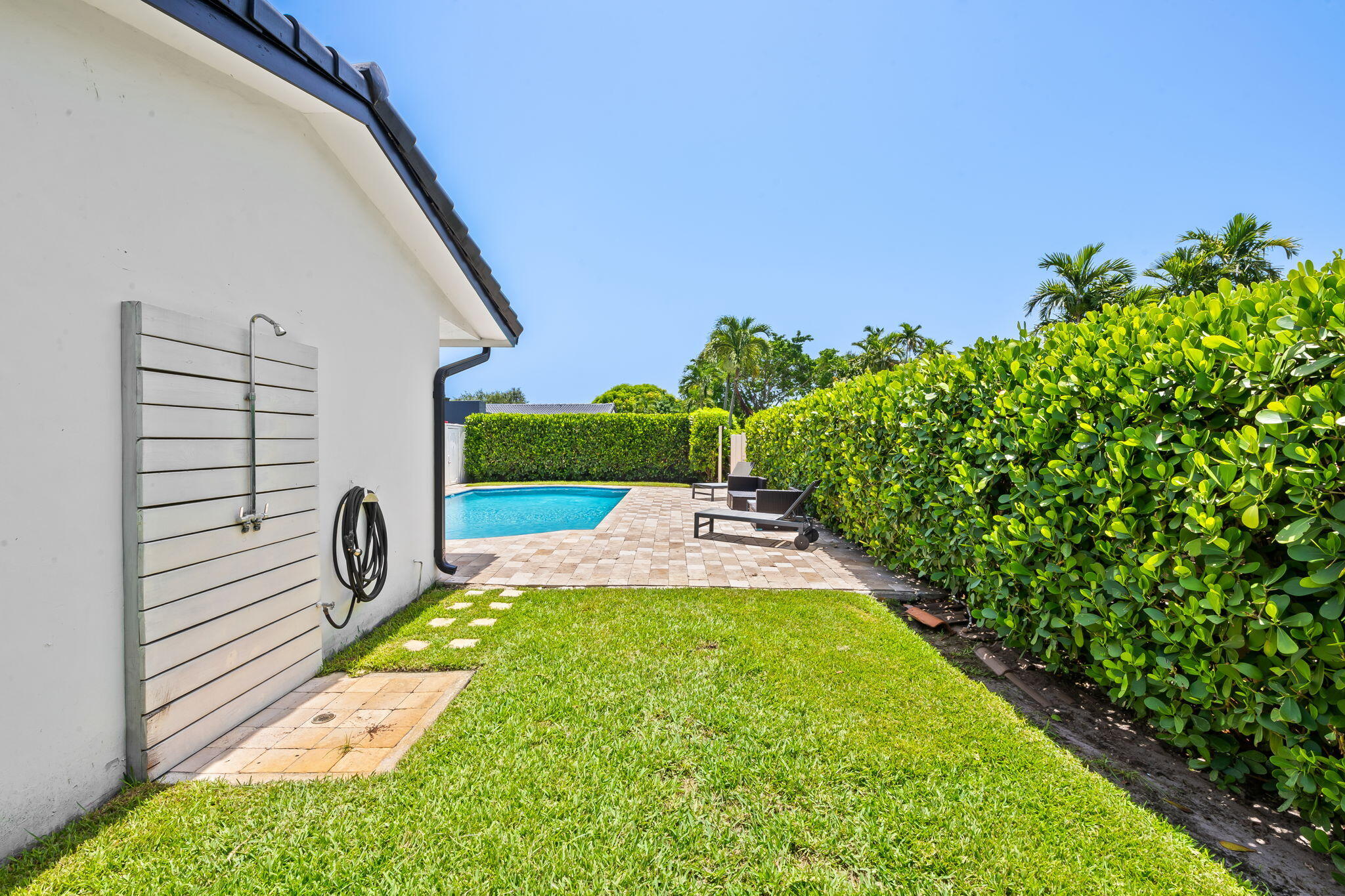 5122 Cleveland Street Hollywood, FL 33021 - Photo 5 of 28 4-web-or-mls-DSC_3847