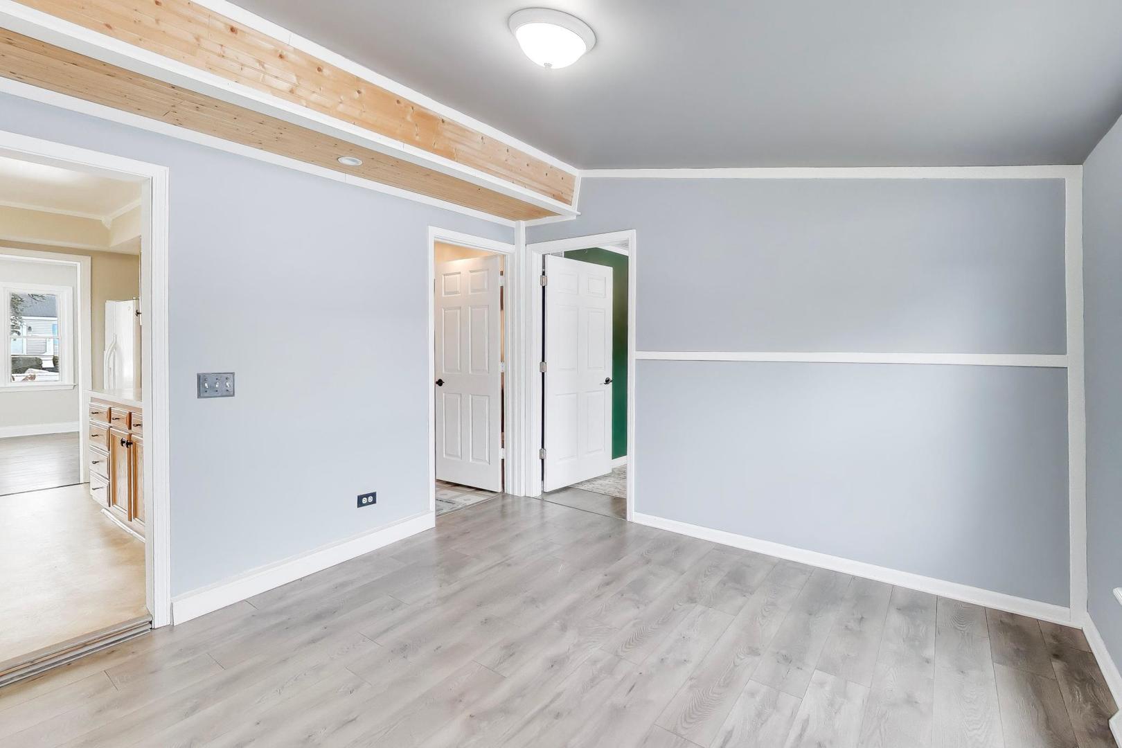 18219 West Big Oaks Road Grayslake, IL 60030 - Photo 11 of 37