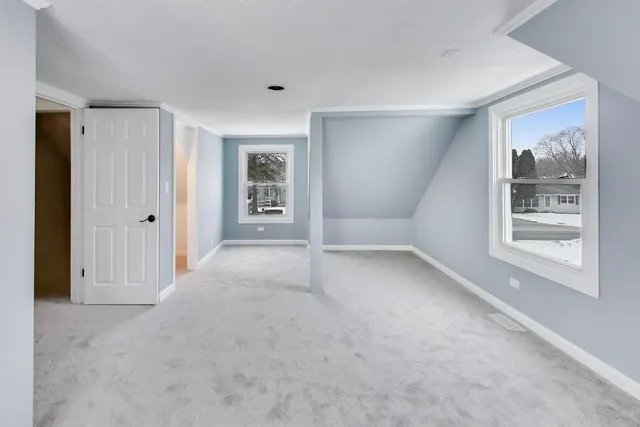 $350,000 | 18219 West Big Oaks Road, Grayslake, IL 60030