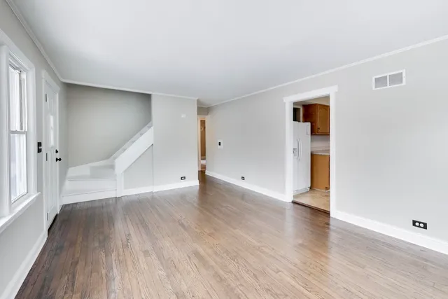 $350,000 | 18219 West Big Oaks Road, Grayslake, IL 60030