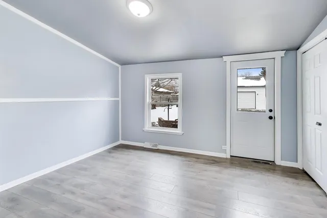 $350,000 | 18219 West Big Oaks Road, Grayslake, IL 60030