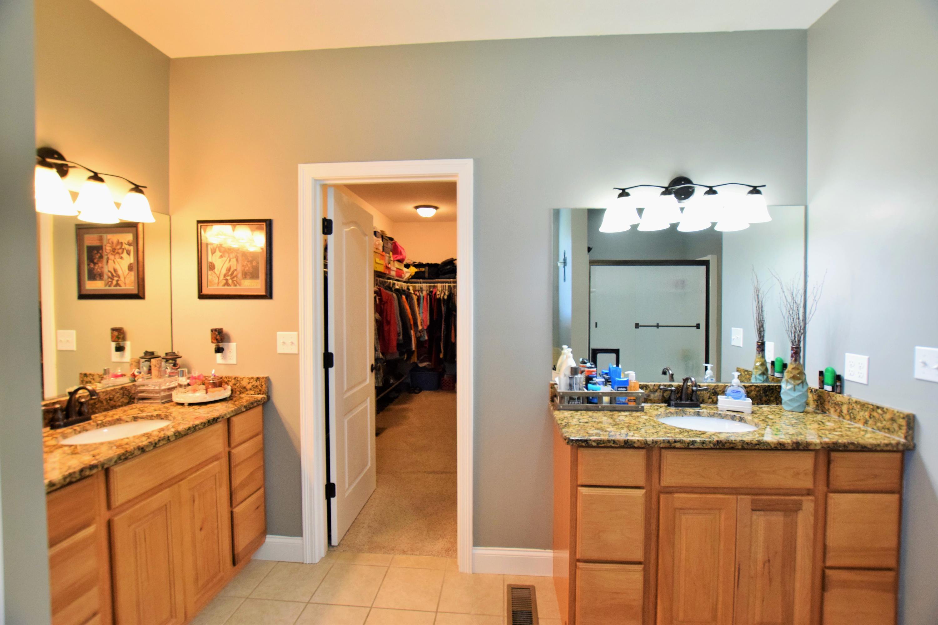 405 Hatcher Road Seymour, TN 37865 - Photo 11 of 30 Master Bath