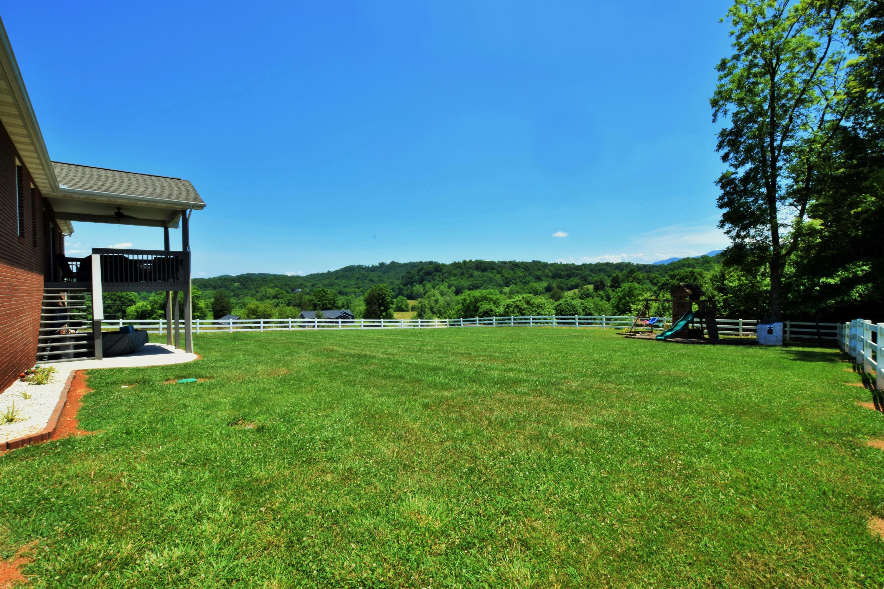 405 Hatcher Road Seymour, TN 37865 - Photo 27 of 30 Large level fenced backyard