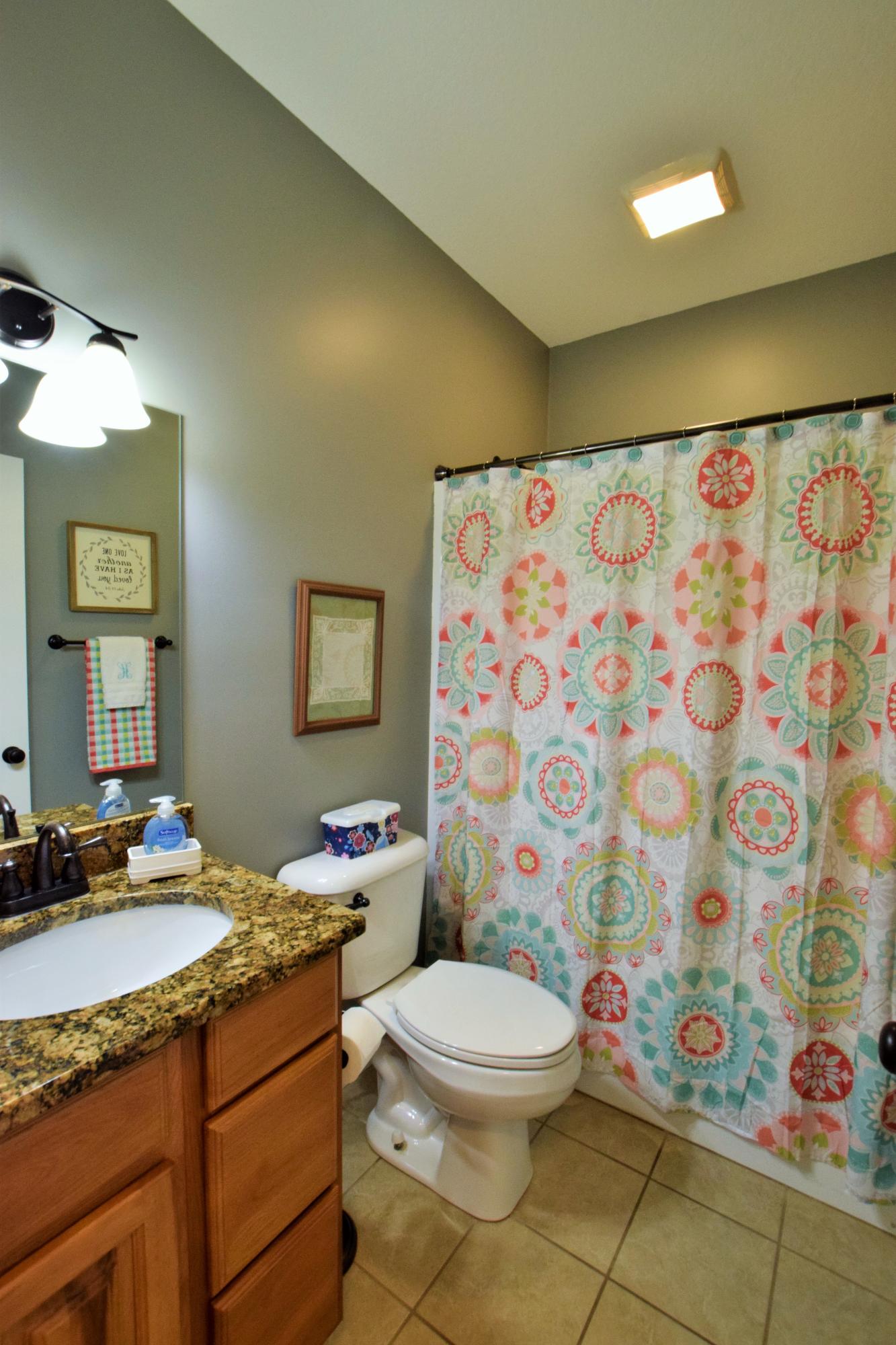 405 Hatcher Road Seymour, TN 37865 - Photo 8 of 30 Main level bath