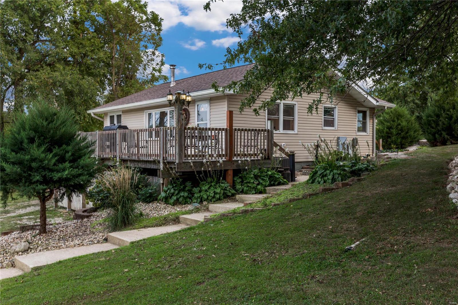 8870 Maple Road Edwardsville, IL 62025 - Photo 1 of 49