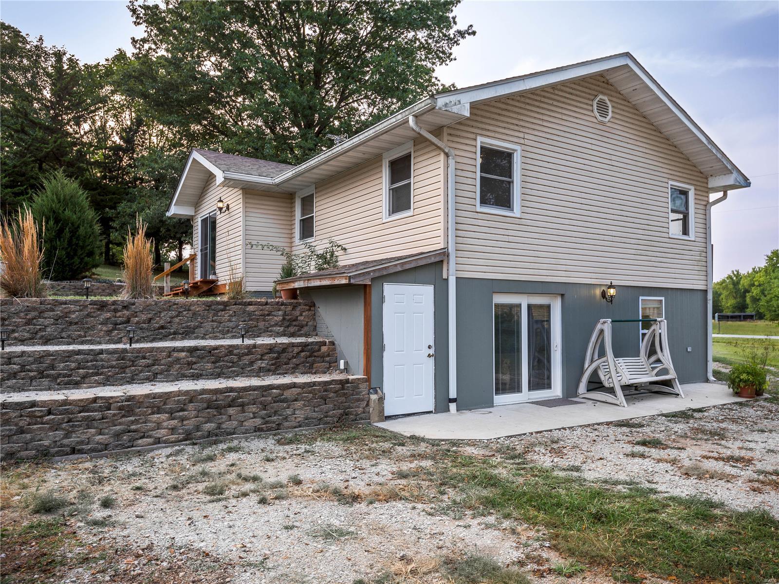8870 Maple Road Edwardsville, IL 62025 - Photo 11 of 49