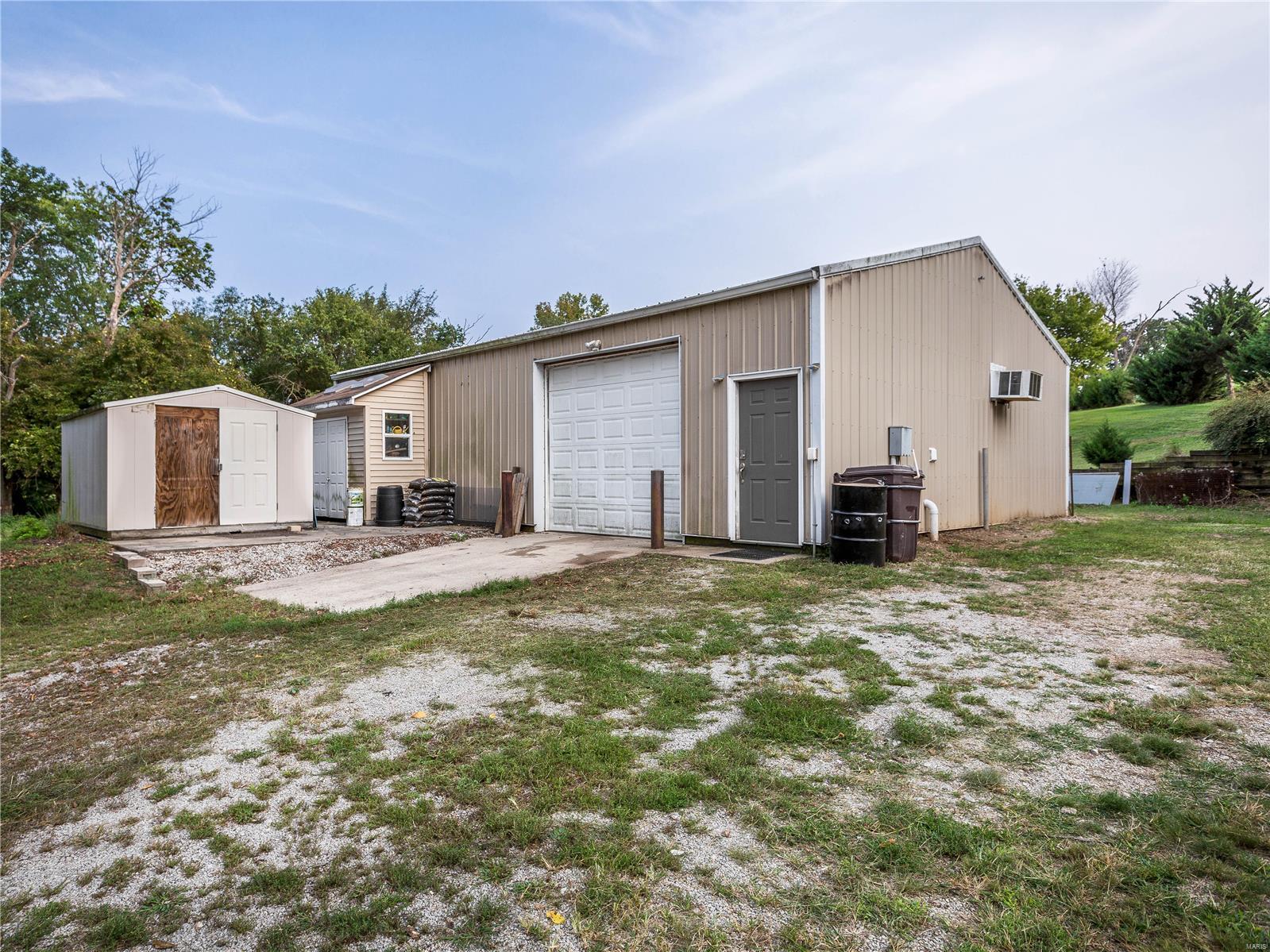 8870 Maple Road Edwardsville, IL 62025 - Photo 15 of 49