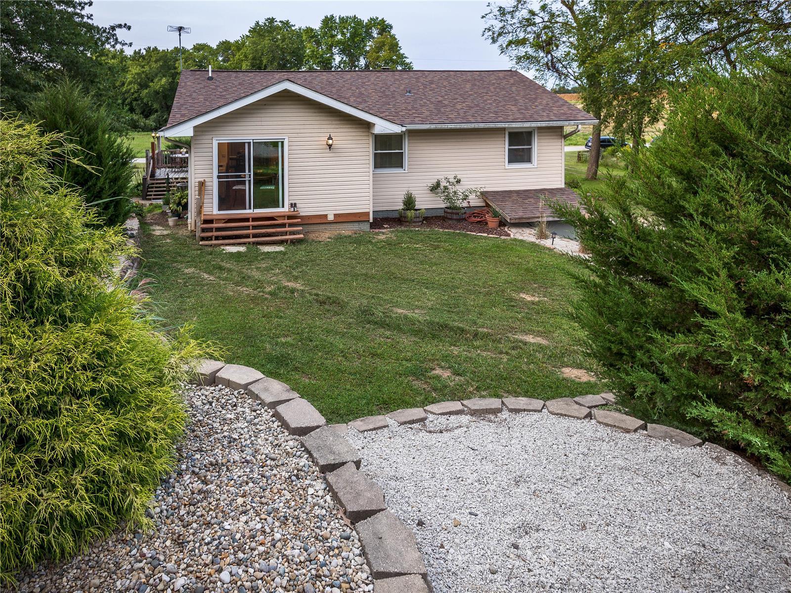 8870 Maple Road Edwardsville, IL 62025 - Photo 10 of 49