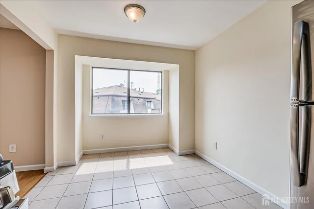 $2,500 | 223 Edison Glen Terrace, Edison, NJ 08837