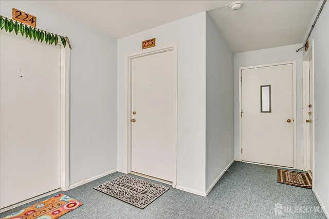 $2,500 | 223 Edison Glen Terrace, Edison, NJ 08837