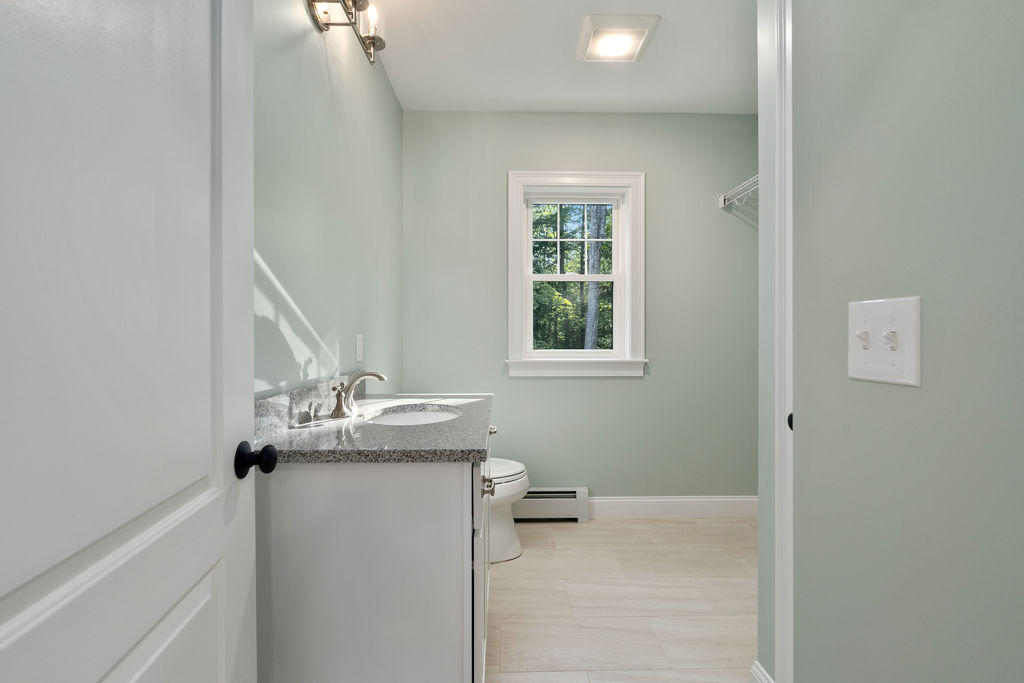 174 Brook Road Falmouth, ME 04105 - Photo 12 of 42 008_174brookrdfalmouth-12