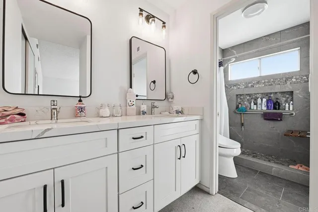 $899,900 | 11275 Pinestone Court, San Diego, CA 92128