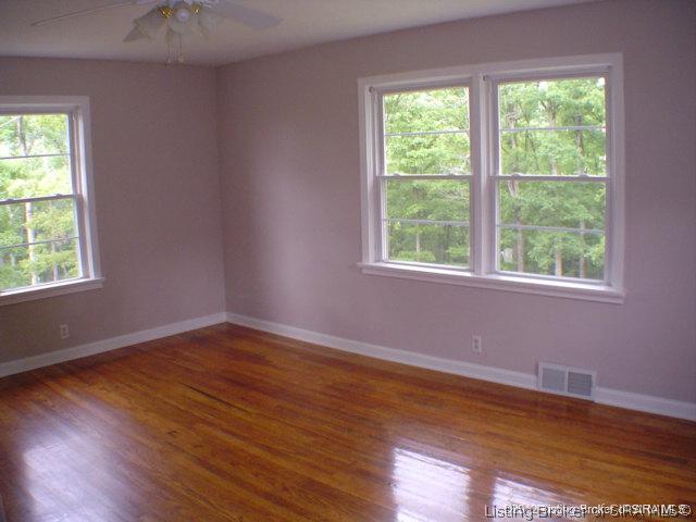4017 Green Valley Road New Albany, IN 47150 - Photo 12 of 13 Gallery Image 12