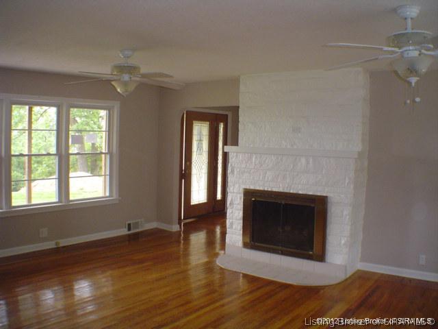 4017 Green Valley Road New Albany, IN 47150 - Photo 6 of 13 Gallery Image 6