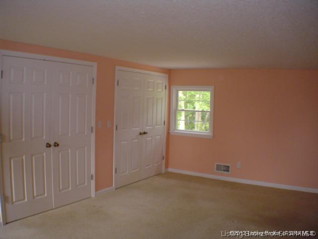 4017 Green Valley Road New Albany, IN 47150 - Photo 9 of 13 Gallery Image 9
