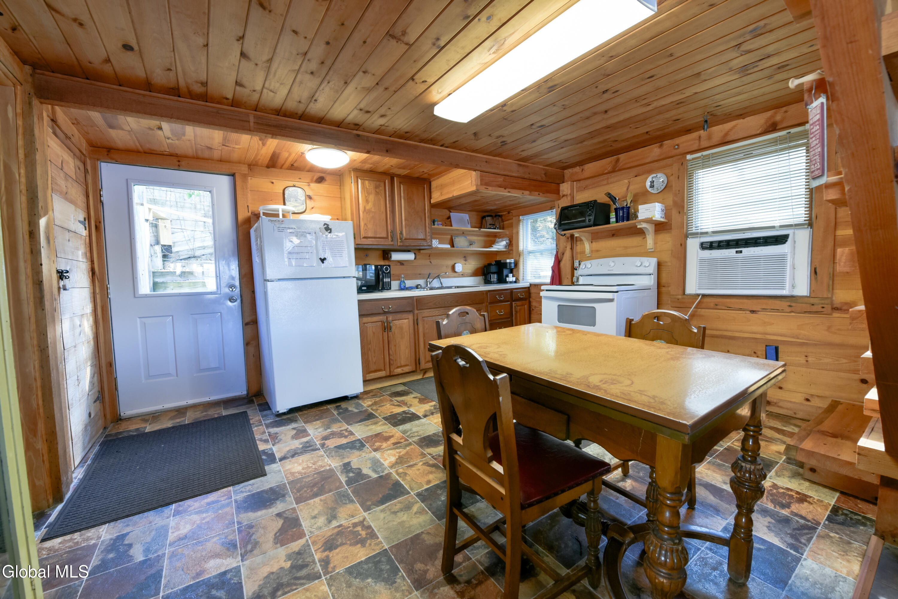 31 Main Street Greenfield, NY 12850 - Photo 13 of 58 13