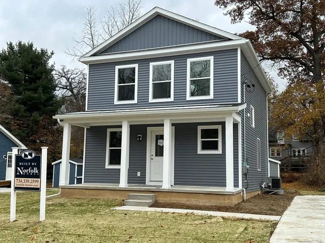 $219,900 | 310 Fitch Street, Albion, MI 49224