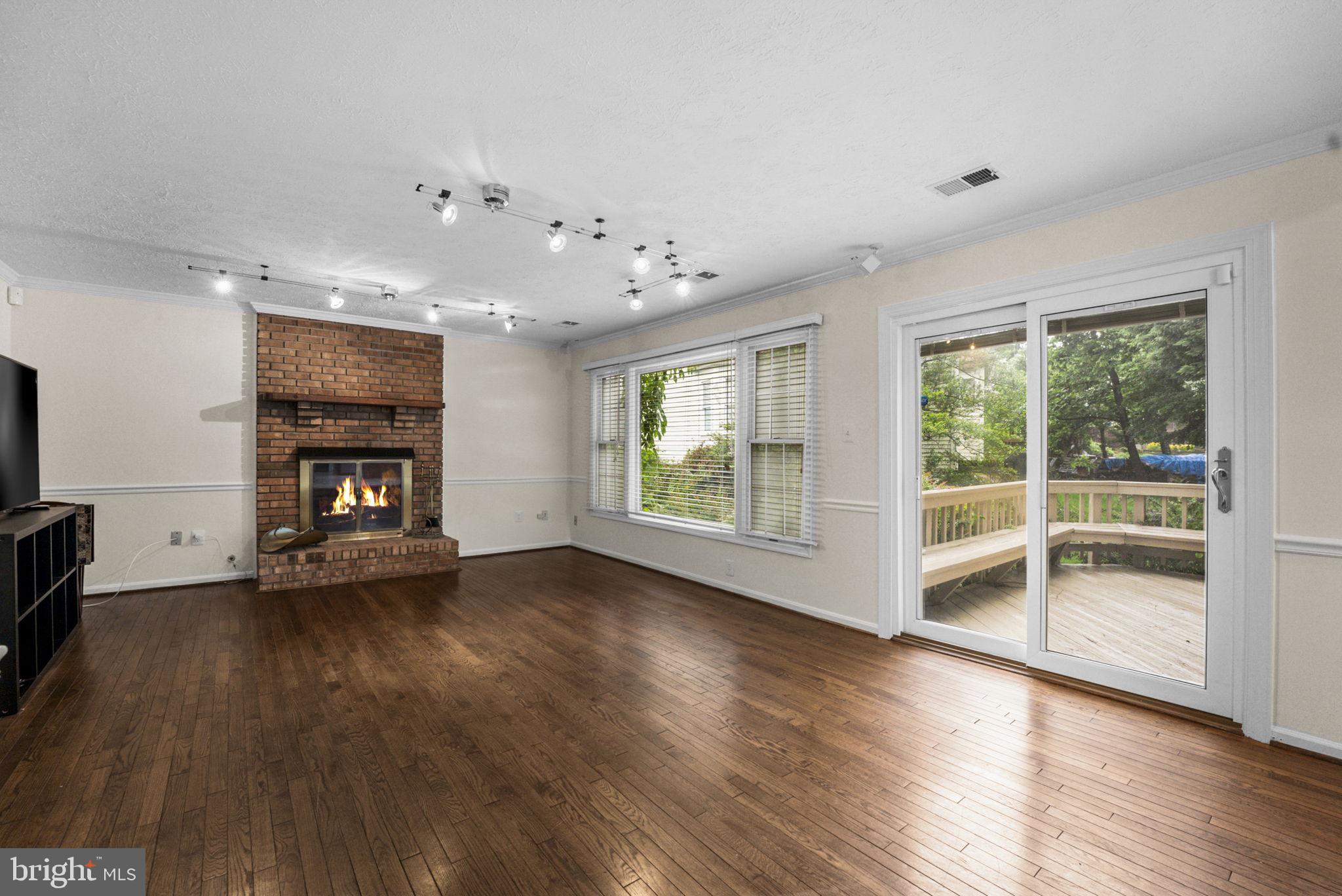 36 Rutherford Circle Sterling, VA 20165 - Photo 30 of 85