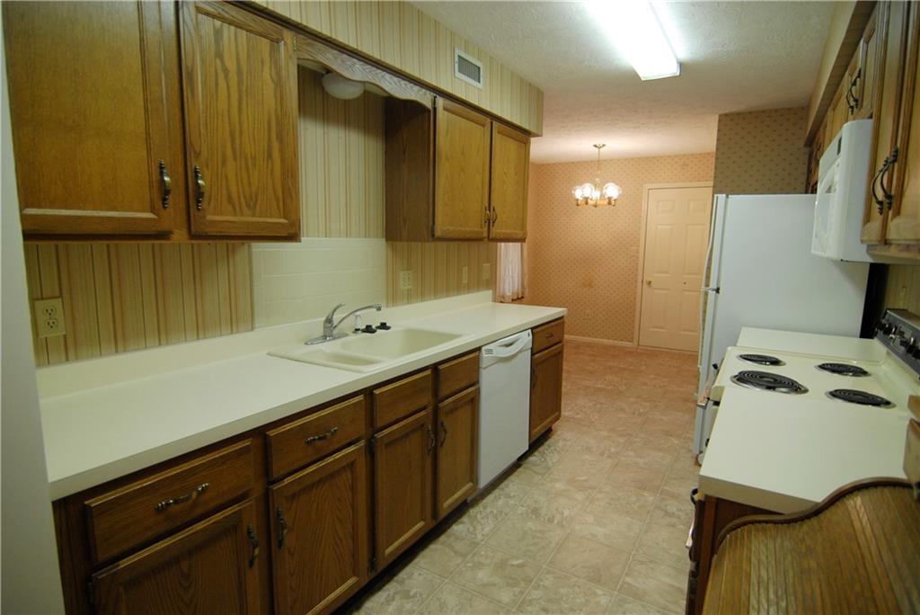 2966 Amherst Street Indianapolis, IN 46268 - Photo 5 of 12