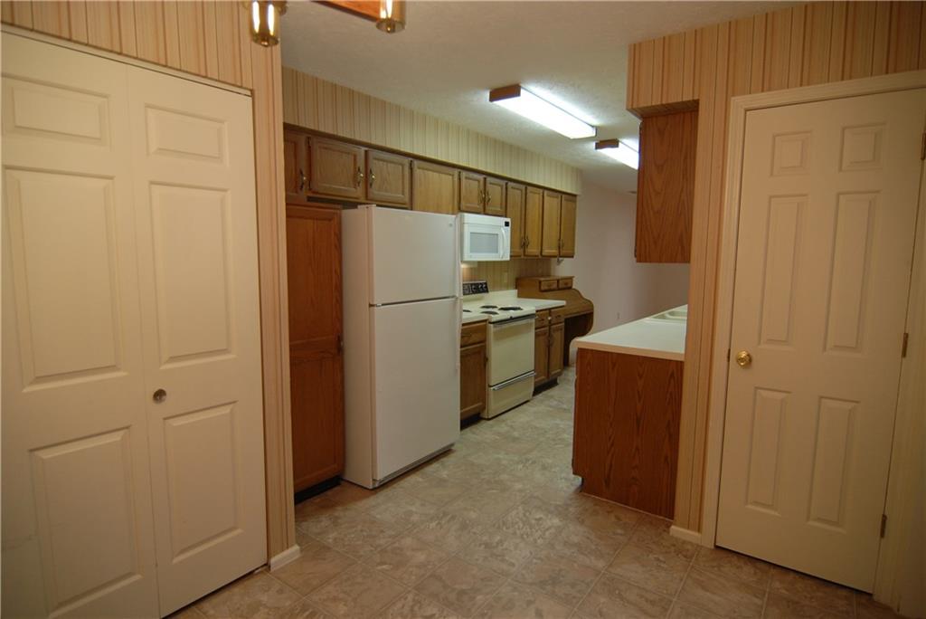 2966 Amherst Street Indianapolis, IN 46268 - Photo 6 of 12