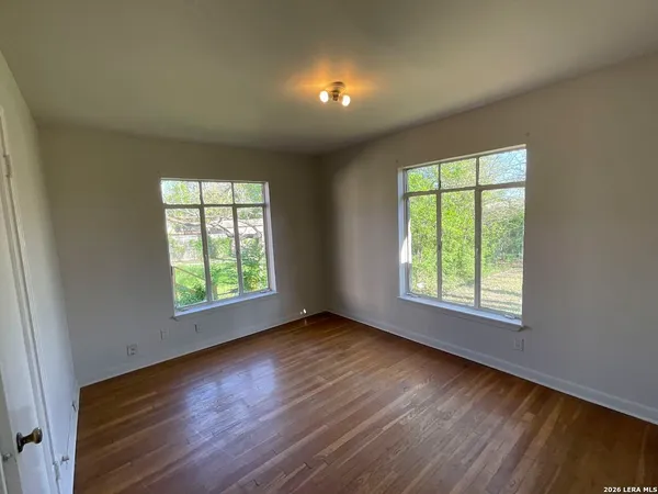 $1,350 | 1124 Vanderbilt Street, San Antonio, TX 78210