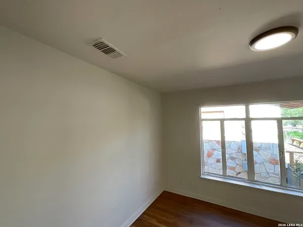 $1,350 | 1124 Vanderbilt Street, San Antonio, TX 78210