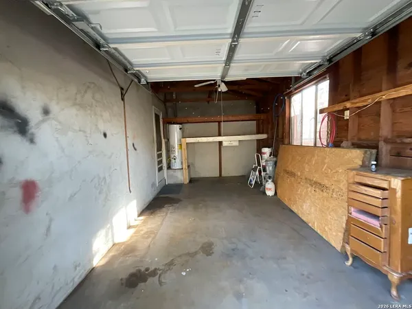 $1,350 | 1124 Vanderbilt Street, San Antonio, TX 78210