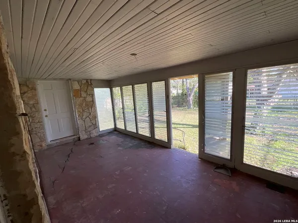 $1,350 | 1124 Vanderbilt Street, San Antonio, TX 78210