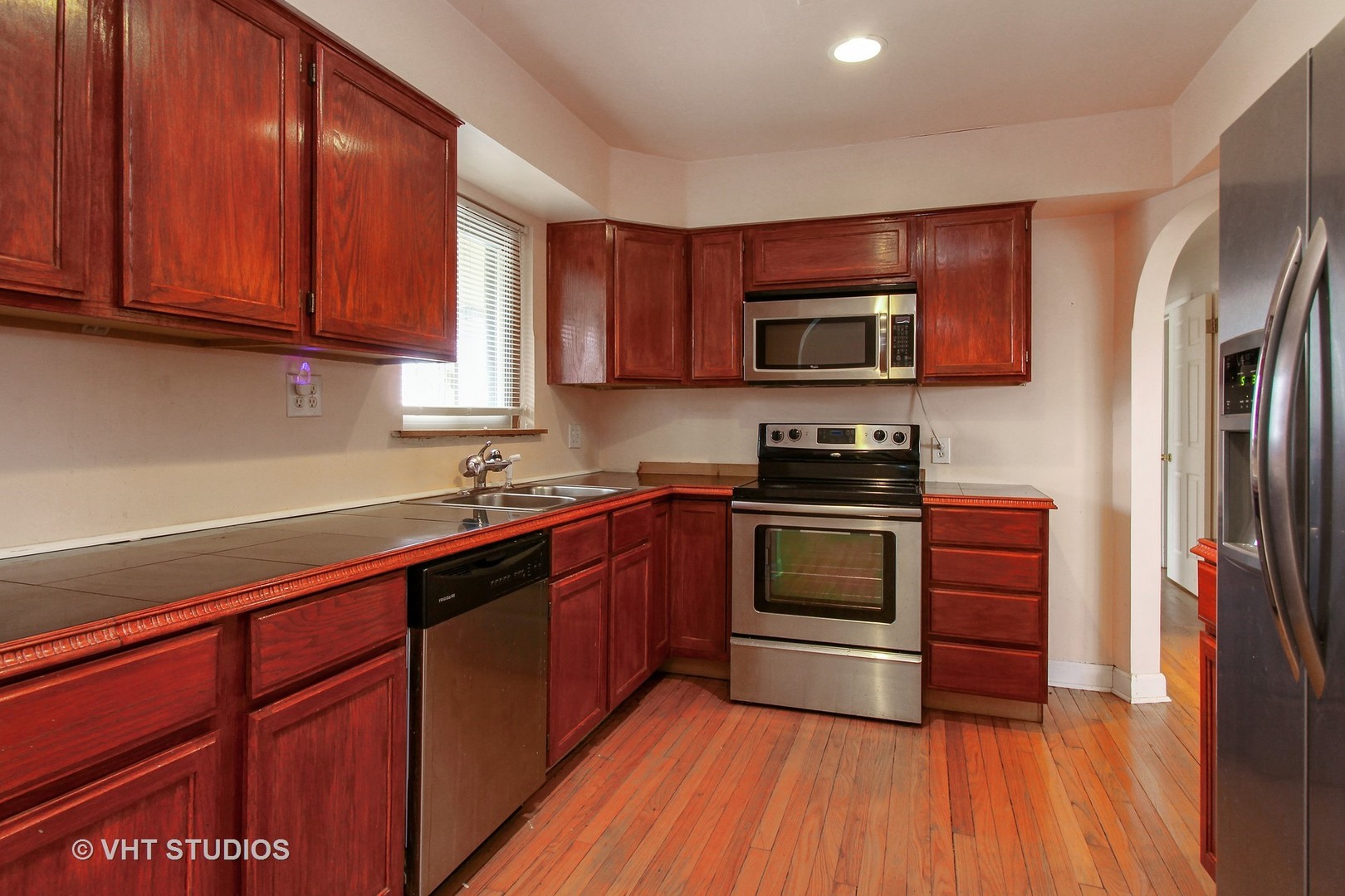 23681 North Quentin Road Lake Zurich, IL 60047 - Photo 3 of 10