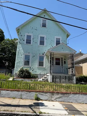 $2,000 | 16 Winthrop Street, Unit 1, Malden, MA 02148