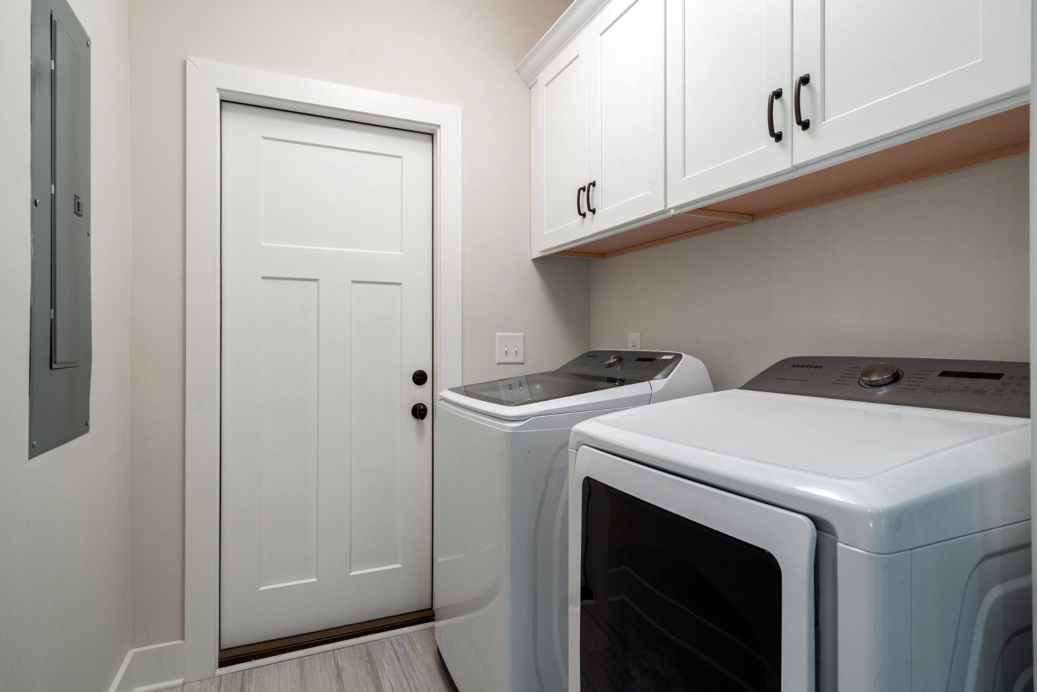 659 Turney Road Auburntown, TN 37016 - Photo 32 of 40 a utility room with dryer and washer