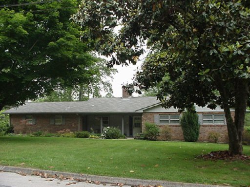 138 Nebraska Avenue Oak Ridge, TN 37830 - Photo 1 of 1 Primary Photo