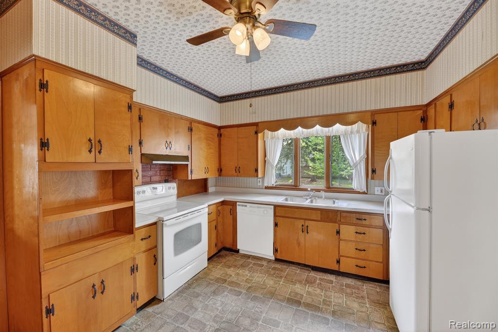 516 West Washington Street Howell, MI 48843 - Photo 6 of 27