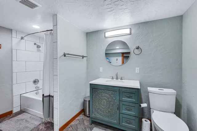 $469,000 | 801 4th Street, Newport, WA 99156