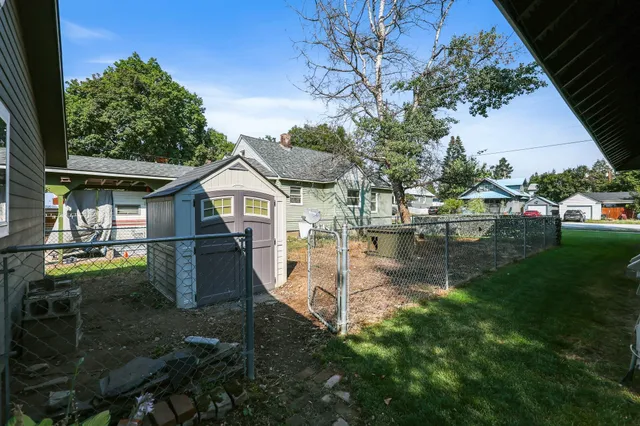 $469,000 | 801 4th Street, Newport, WA 99156