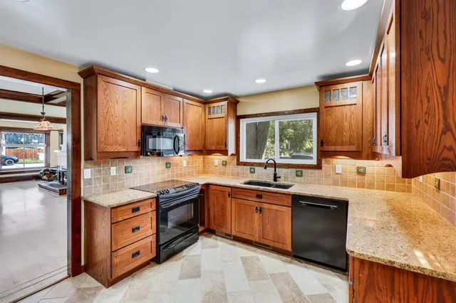 $469,000 | 801 4th Street, Newport, WA 99156