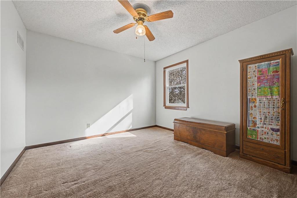 307 East Gore Road Raymore, MO 64083 - Photo 23 of 38