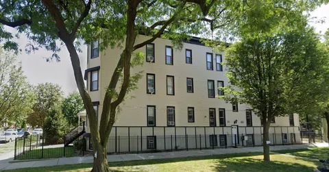 $1,100,000 | 3435 West McLean Avenue, Chicago, IL 60647