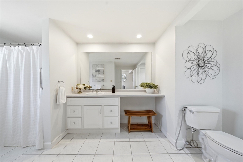 1 Valley Road Lexington, MA 02421 - Photo 23 of 40