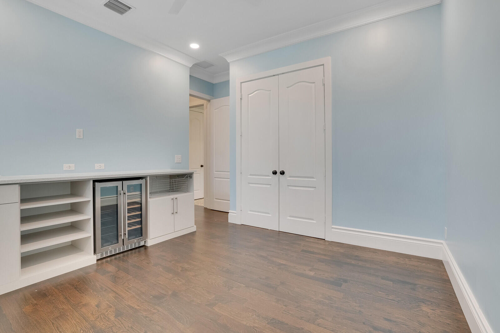 200 Northwest 10th Street Boca Raton, FL 33432 - Photo 11 of 71 10_Image_10_mls