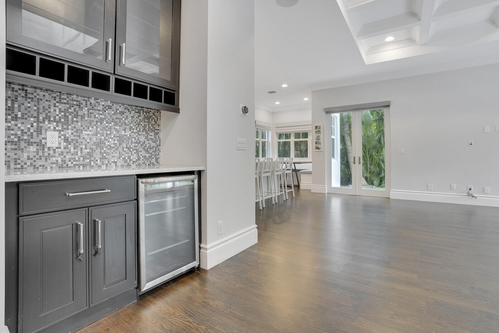 200 Northwest 10th Street Boca Raton, FL 33432 - Photo 13 of 71 12_Image_12_mls