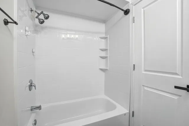 $245,000 | 19502 116th Avenue, Unit C, Mokena, IL 60448