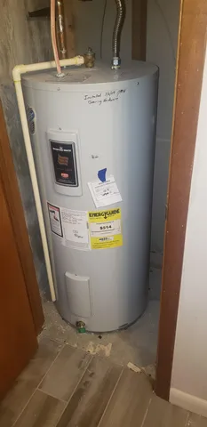 $128,000 | 232 East Spruce Street, Hesston, KS 67062