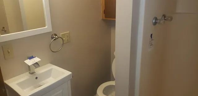 $128,000 | 232 East Spruce Street, Hesston, KS 67062