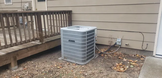 $128,000 | 232 East Spruce Street, Hesston, KS 67062