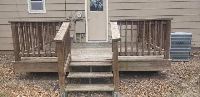 $128,000 | 232 East Spruce Street, Hesston, KS 67062