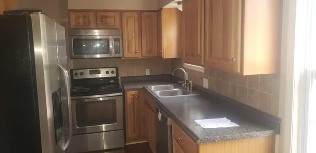 $128,000 | 232 East Spruce Street, Hesston, KS 67062