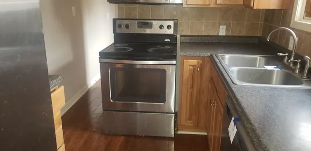 $128,000 | 232 East Spruce Street, Hesston, KS 67062