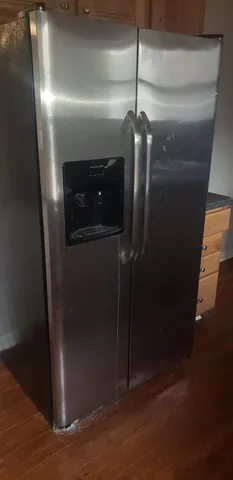 $128,000 | 232 East Spruce Street, Hesston, KS 67062