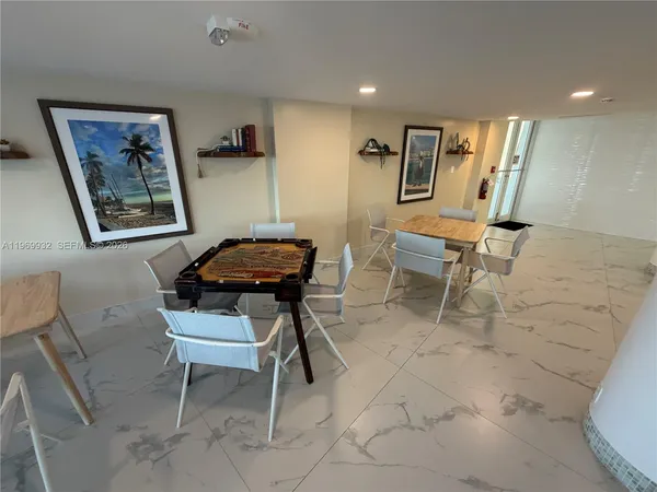 $3,000 | 710 North Ocean Boulevard, Unit 603, Pompano Beach, FL 33062